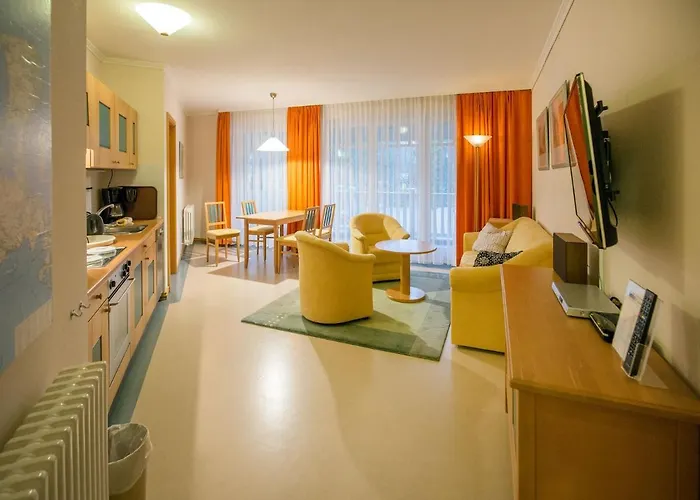Klassik Appartement mit 1 Schlafzimmer und Balkon im Obergeschoss 266
